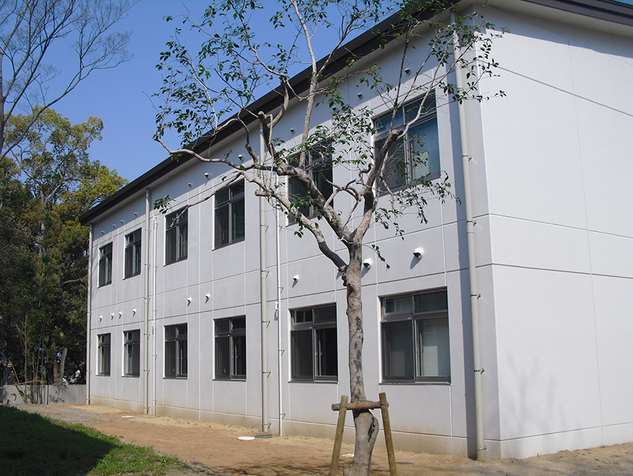 京都教育大学実践センター機構改修その他工事